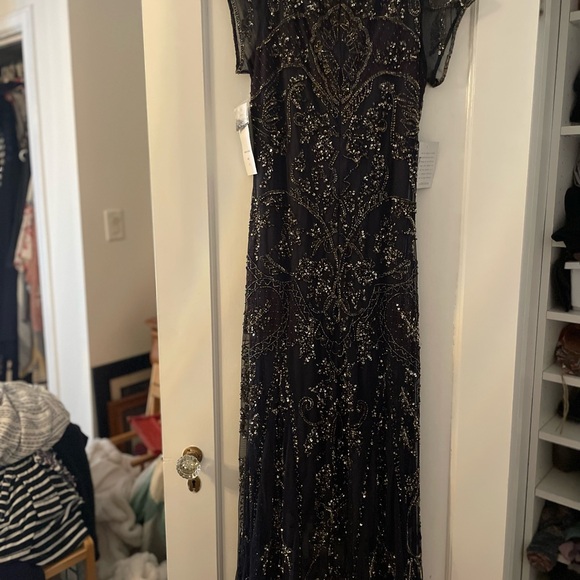 Beautiful beaded dress - new - Picture 5 of 7